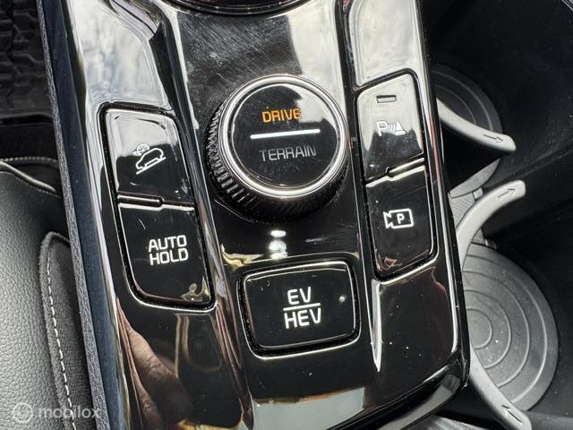 Vehicle Image 32