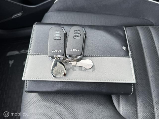 Vehicle Image 39