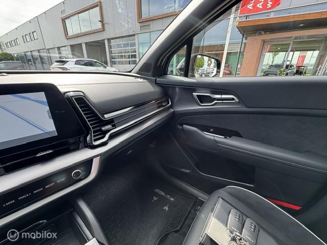 Vehicle Image 40