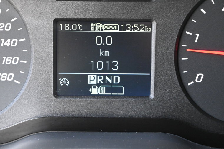 Vehicle Image 16
