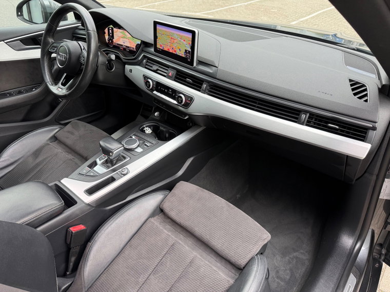 Vehicle Image 35