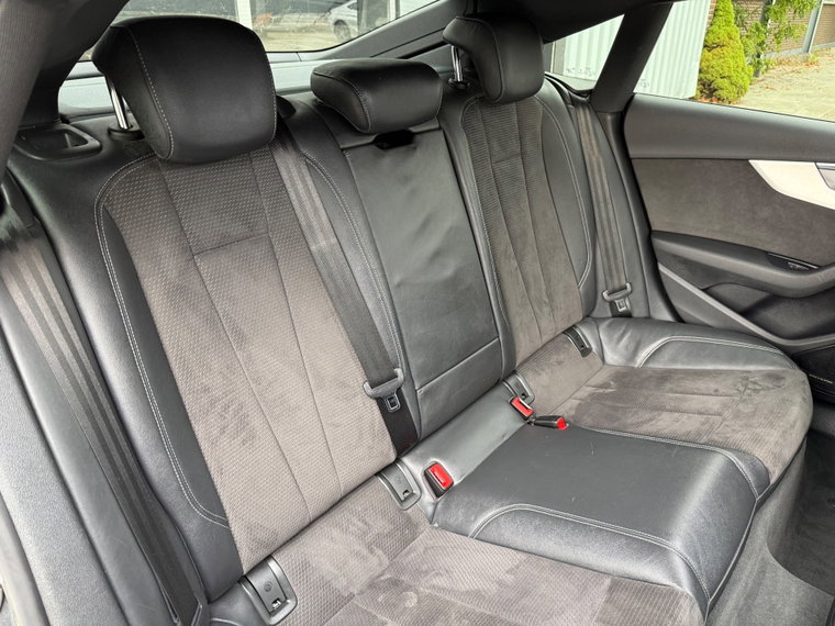 Vehicle Image 40