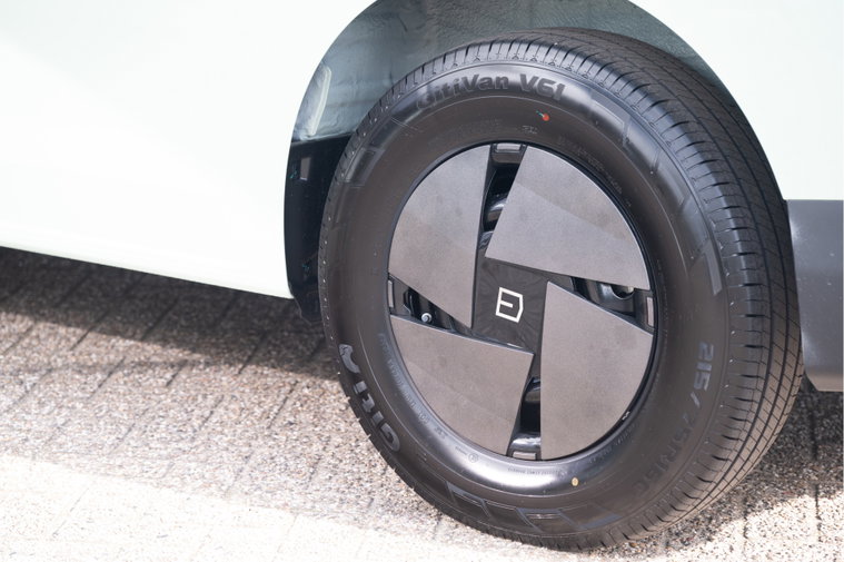 Vehicle Image 15