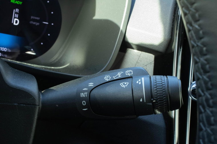 Vehicle Image 35