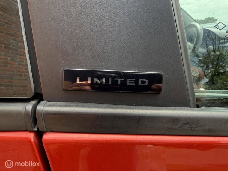Vehicle Image 14