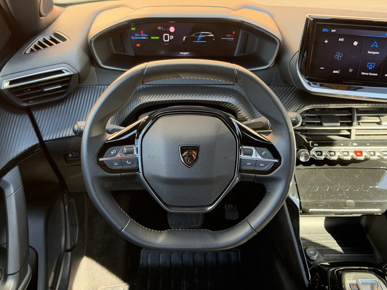 Vehicle Image 24