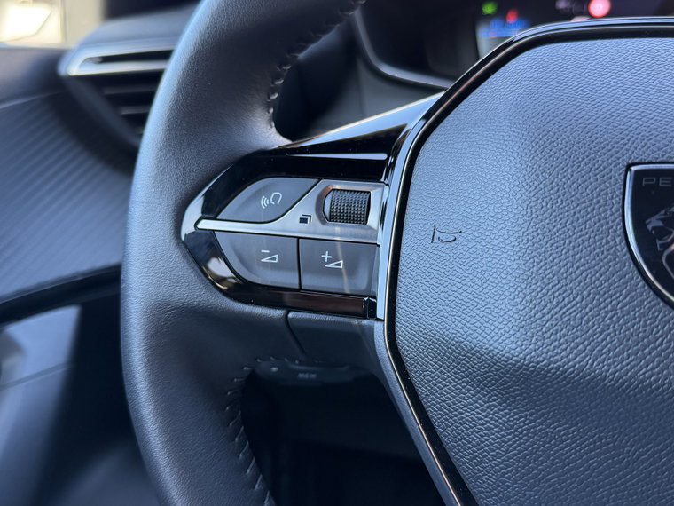 Vehicle Image 27