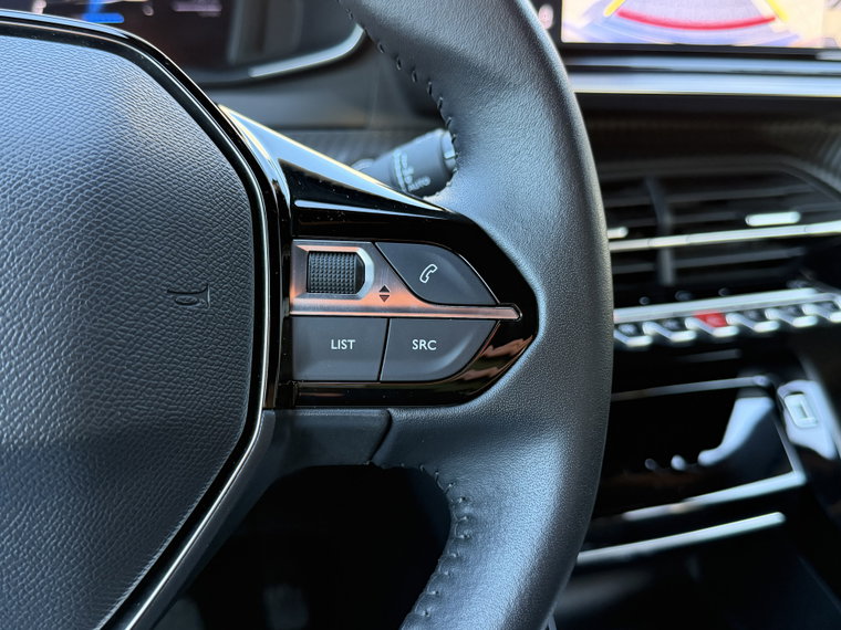Vehicle Image 29