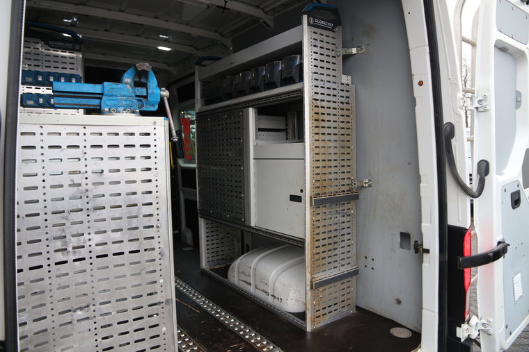 Vehicle Image 18