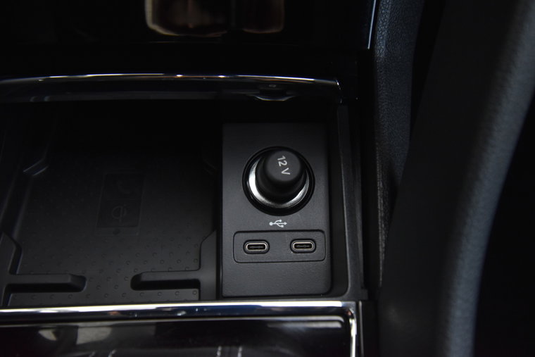 Vehicle Image 35