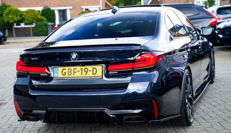 Vehicle Image 35