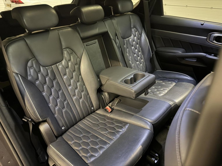 Vehicle Image 39