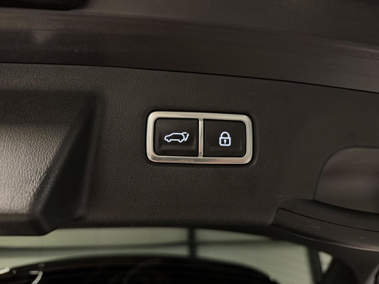 Vehicle Image 48