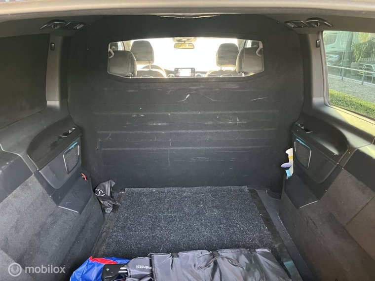 Vehicle Image 39