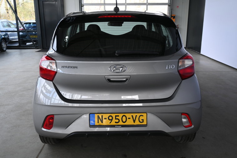 Vehicle Image 17