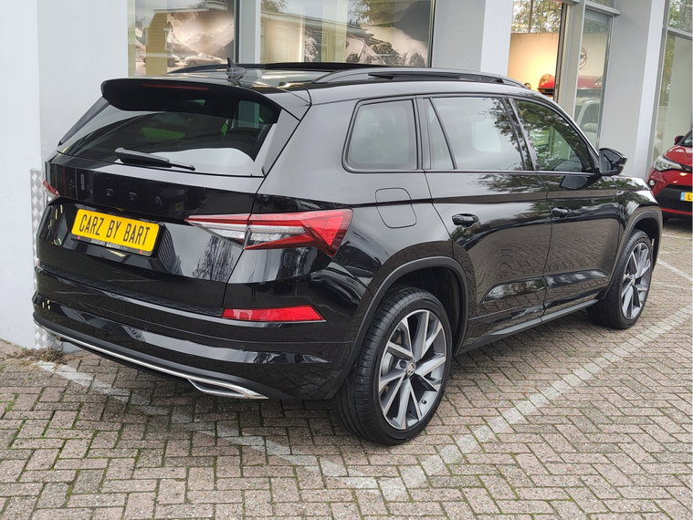 Vehicle Image 5
