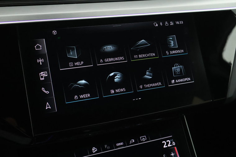 Vehicle Image 30
