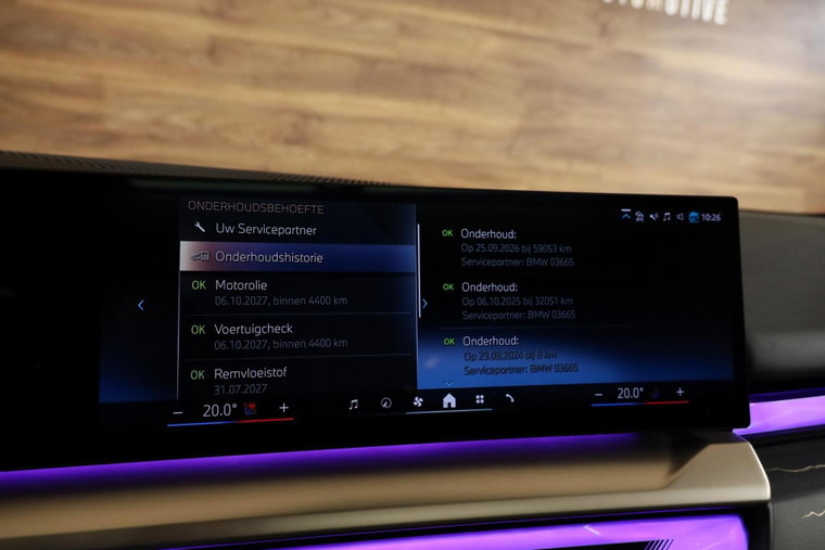 Vehicle Image 32