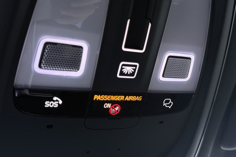 Vehicle Image 35