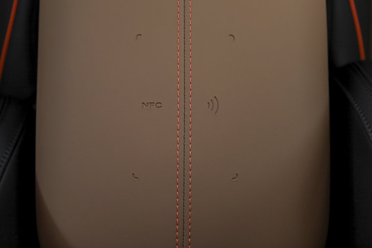 Vehicle Image 33