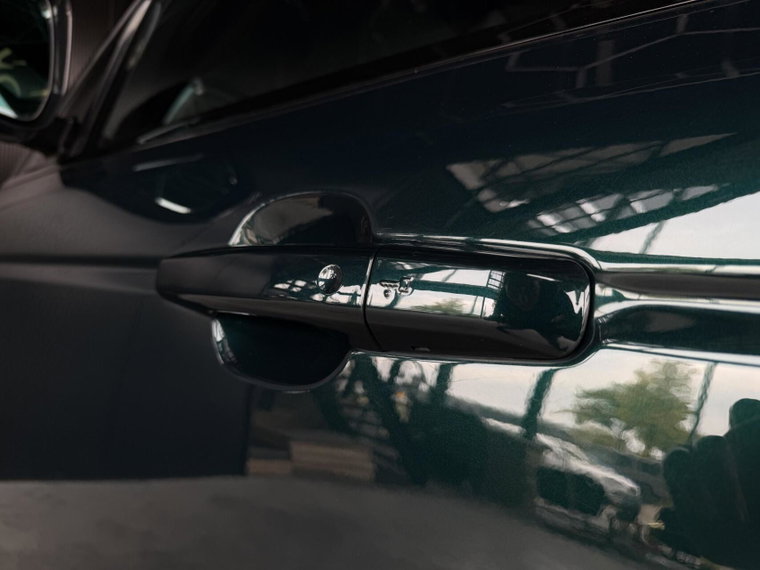 Vehicle Image 48