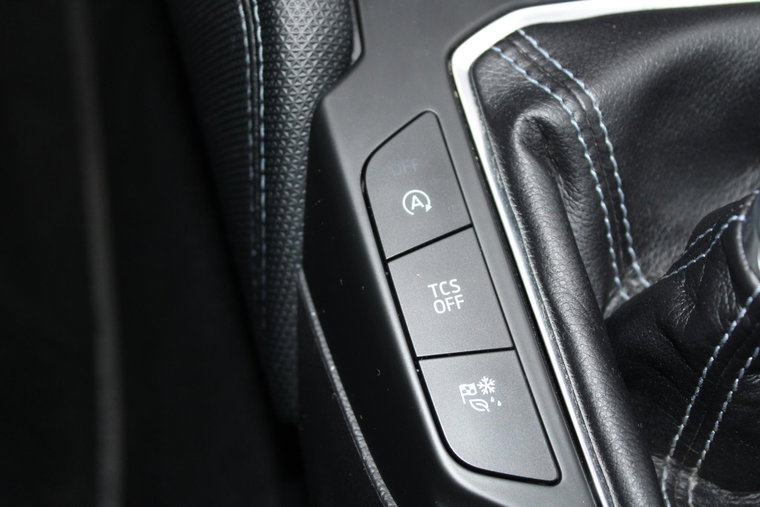 Vehicle Image 23