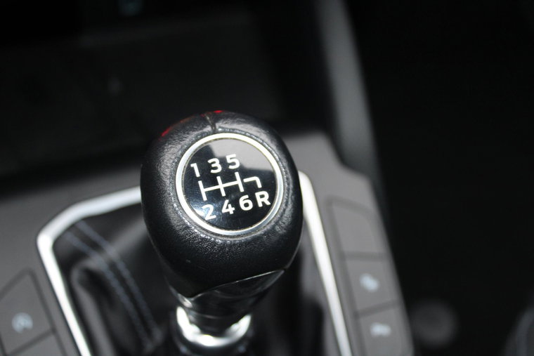 Vehicle Image 24
