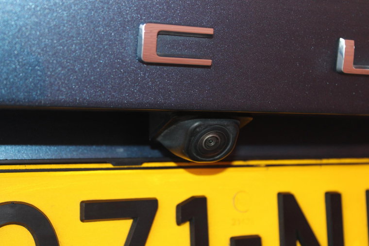 Vehicle Image 32