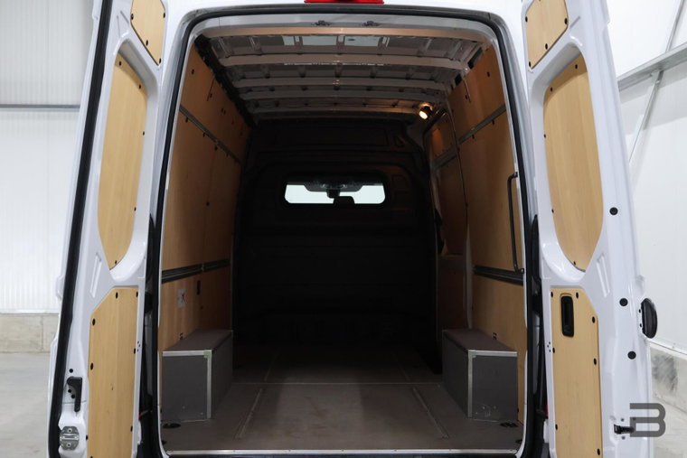 Vehicle Image 27