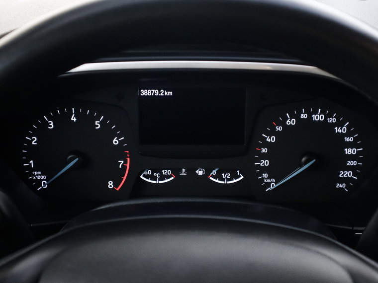 Vehicle Image 25