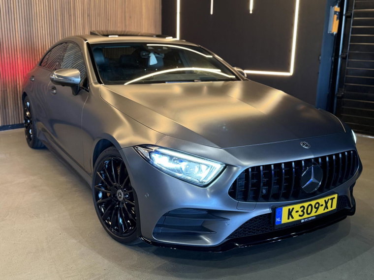 Vehicle Image 35