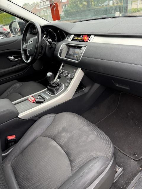 Vehicle Image 23
