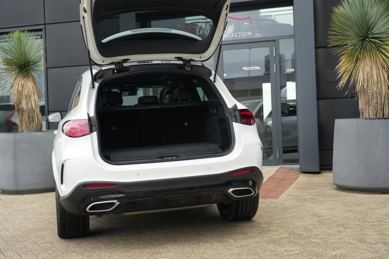 Vehicle Image 31