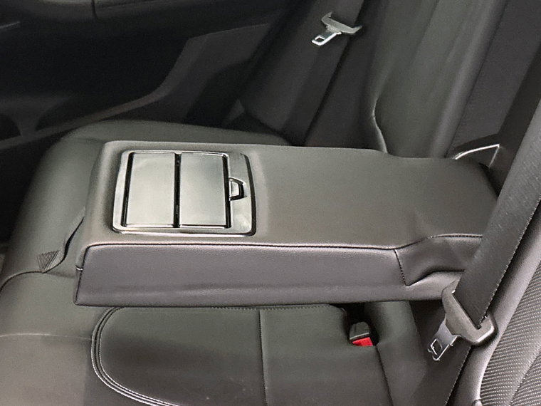 Vehicle Image 39