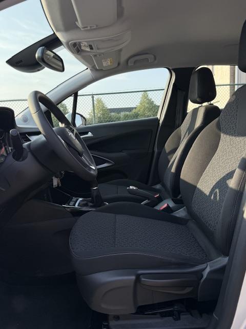 Vehicle Image 28