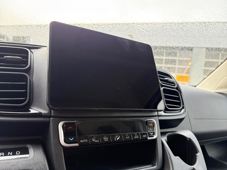 Vehicle Image 37