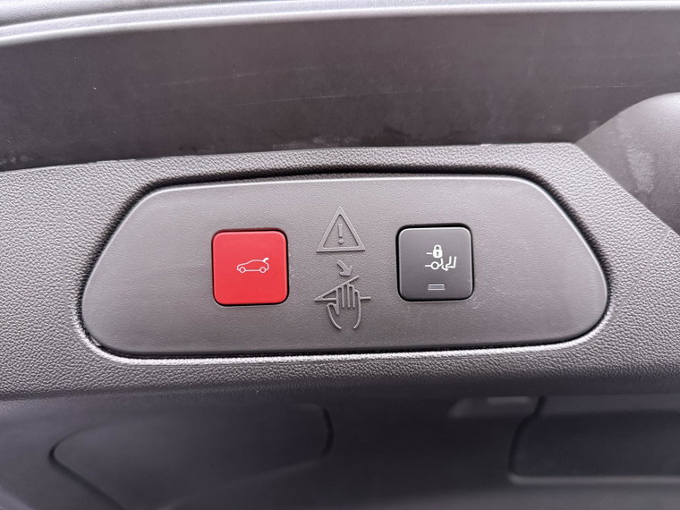 Vehicle Image 34