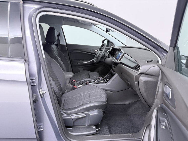 Vehicle Image 36