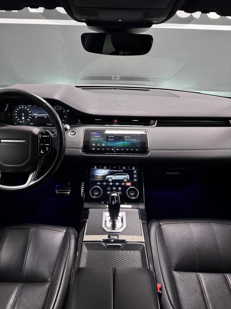 Vehicle Image 30