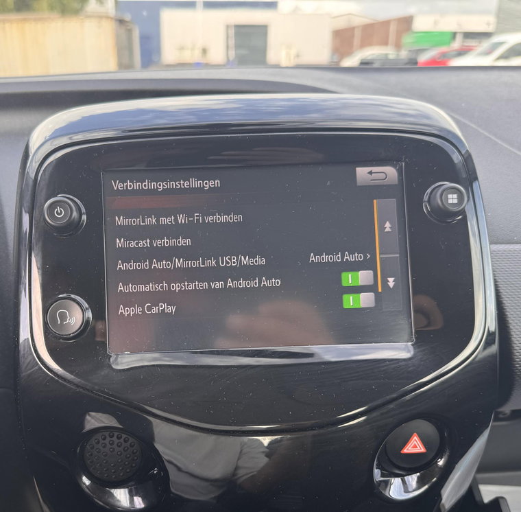 Vehicle Image 18