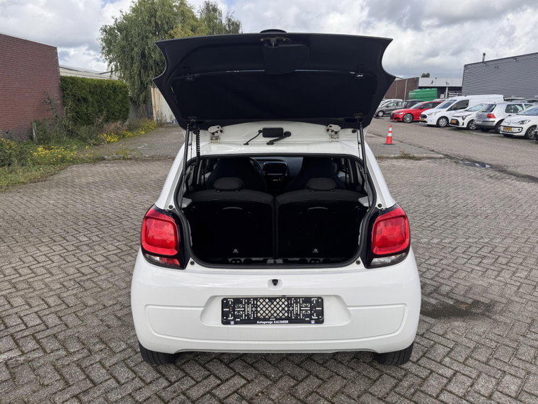 Vehicle Image 23
