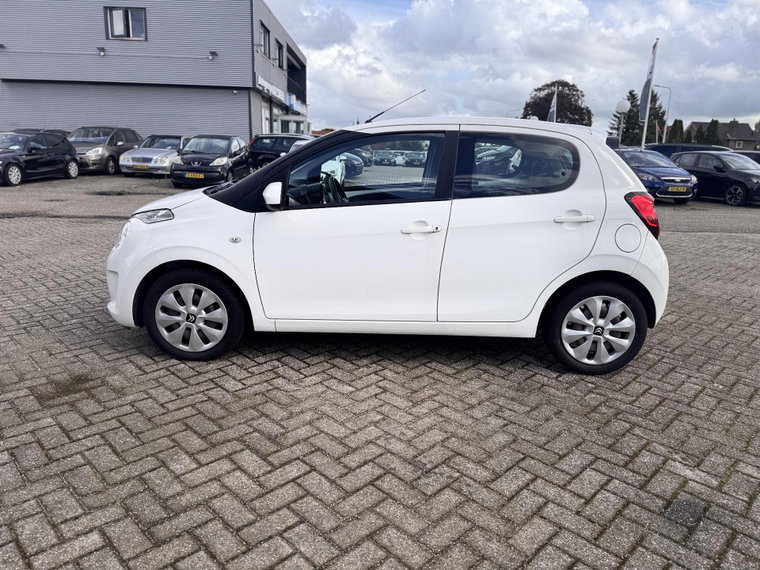 Vehicle Image 6