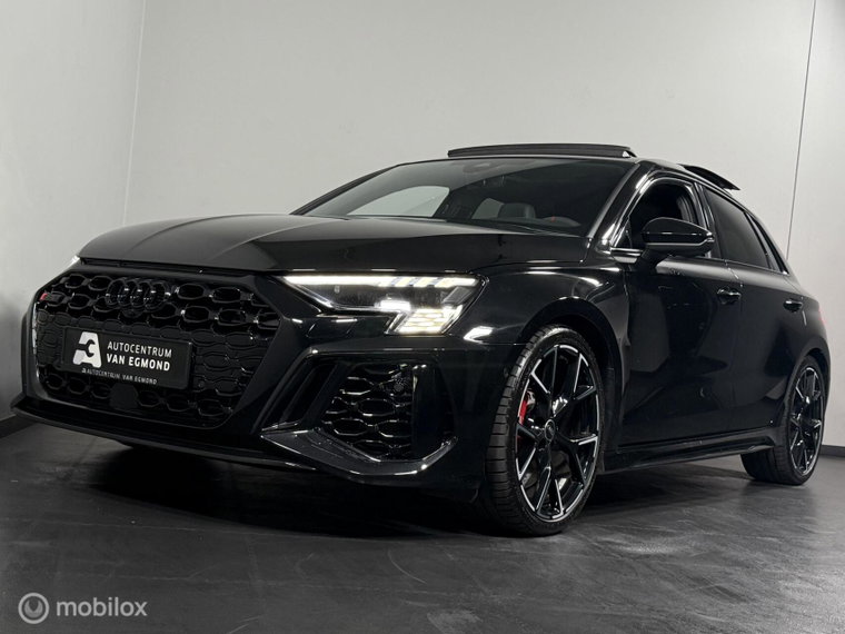Vehicle Image 41