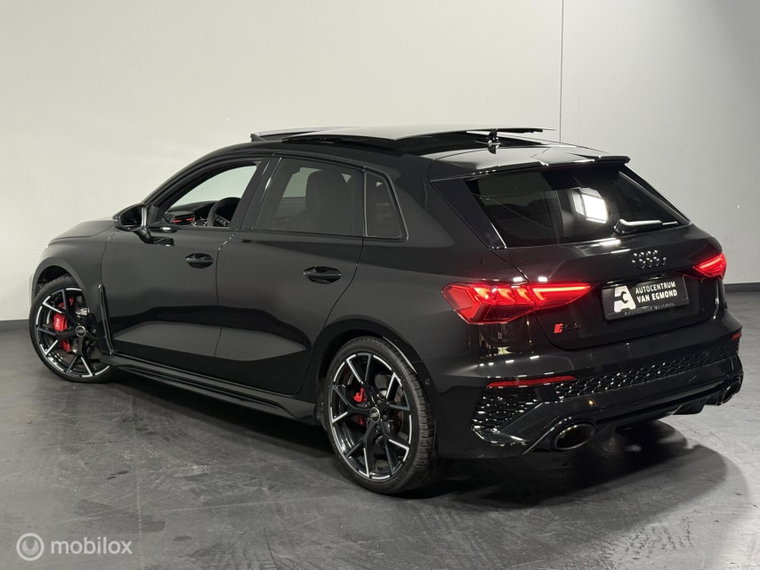 Vehicle Image 47