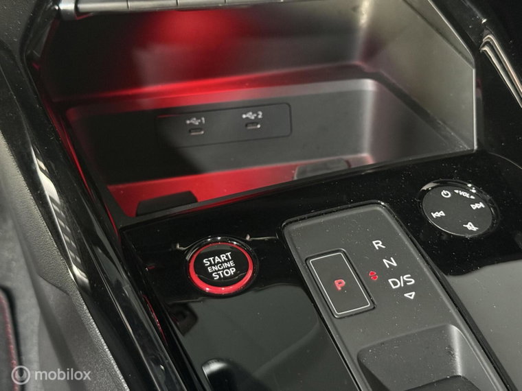 Vehicle Image 60