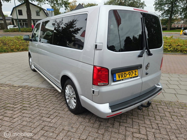 Vehicle Image 29
