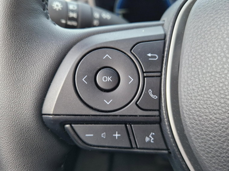 Vehicle Image 24