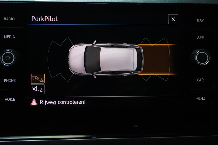 Vehicle Image 35