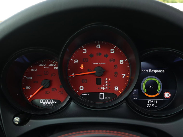 Vehicle Image 36
