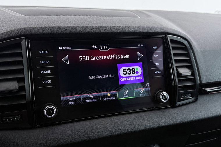 Vehicle Image 25